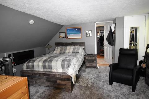 120 E Central Ave, Delaware, OH 43015 photo 13