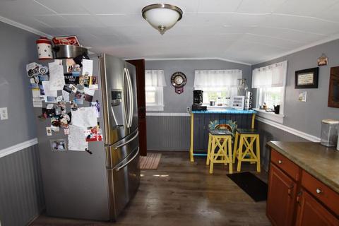 120 E Central Ave, Delaware, OH 43015 photo 6