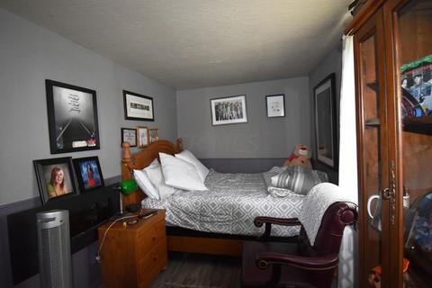 120 E Central Ave, Delaware, OH 43015 photo 11