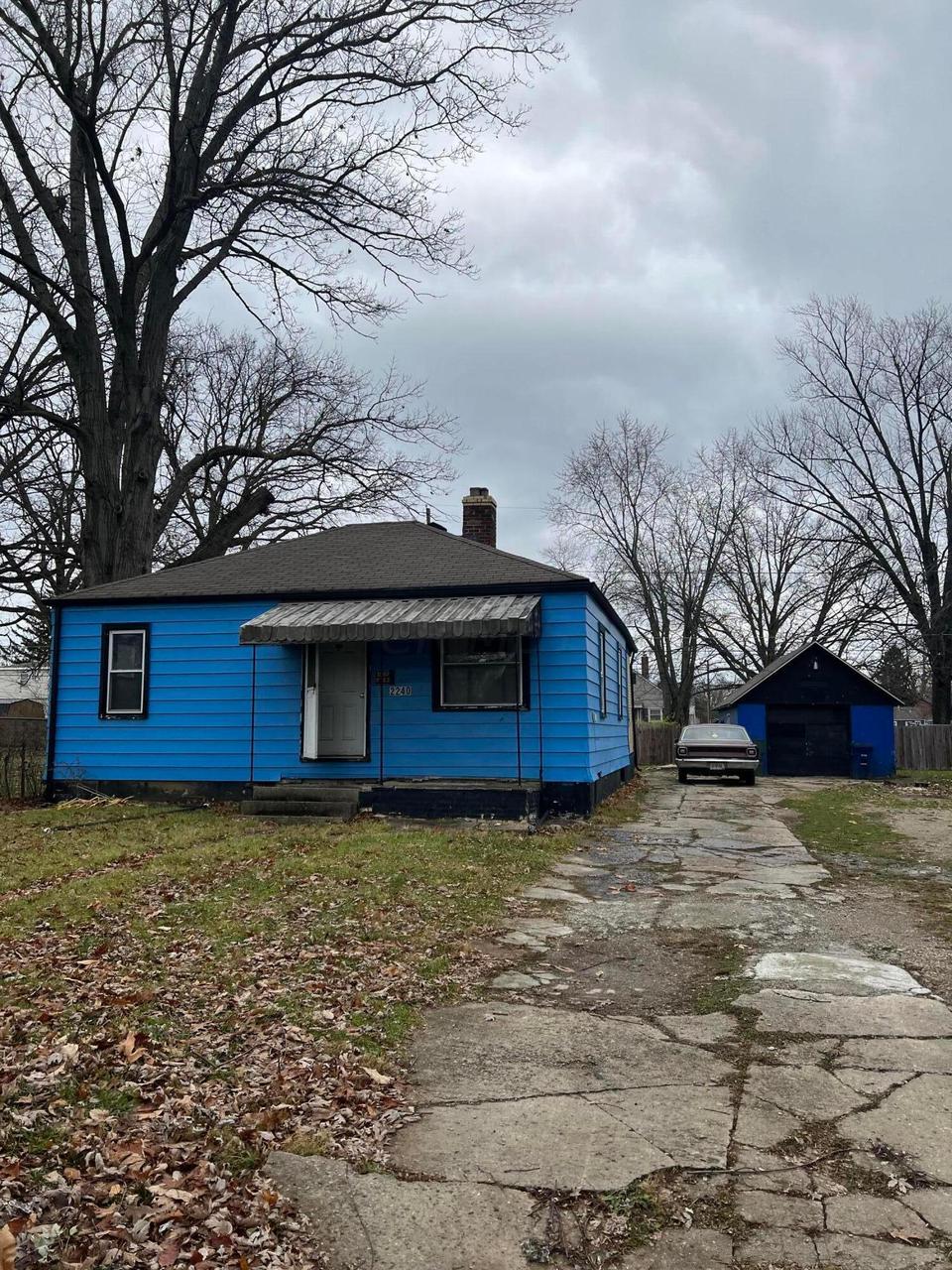 2240 Mcguffey Rd, Columbus, OH 43211 2 Photos MLS 221046922 Movoto