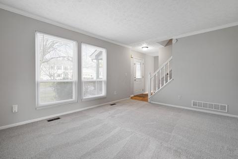 3717 Carnforth Dr, Columbus, OH 43221 photo 6