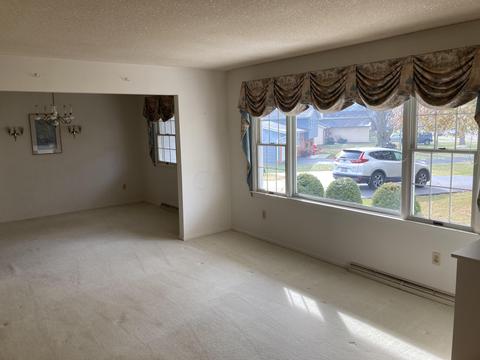 194 Greer Dr E, Newark, OH 43055 photo 3