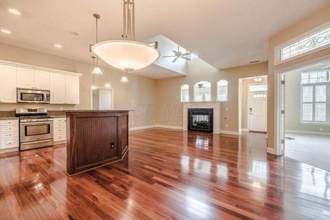 6024 Eiger Dr, Columbus, OH 43213 photo 2