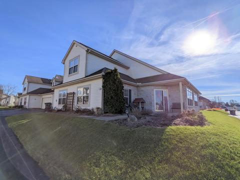 110 Maple Leaf Dr, Johnstown, OH 43031 photo 1