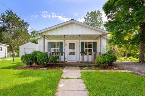 619 Pleasant St, Willard, OH 44890 photo 1