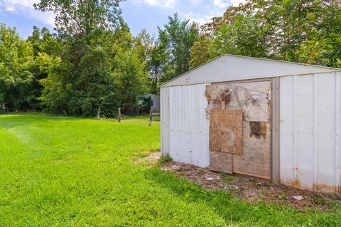 619 Pleasant St, Willard, OH 44890 photo 7