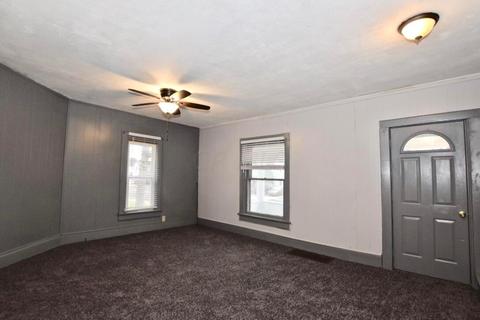 546 Davids St, Marion, OH 43302 photo 5