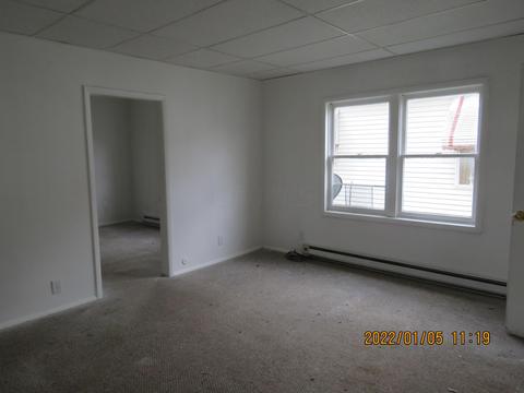 593 E Main St, Logan, OH 43138 photo 4