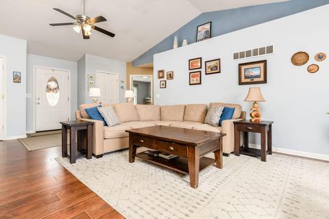 545 Eric Dr, Newark, OH 43055 photo 5