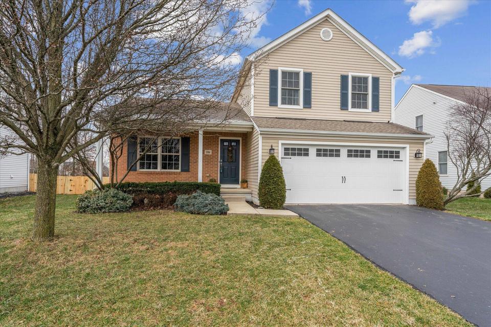 106 Hayfield Dr, Delaware, OH 43015 48 Photos MLS 222000436 Movoto