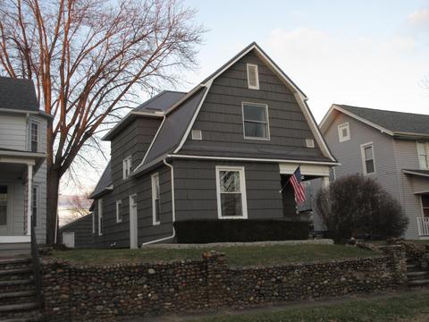 74 E Channel St, Newark, OH 43055 photo 1