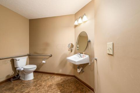 2075 Kingston Pike, Circleville, OH 43113 photo 29