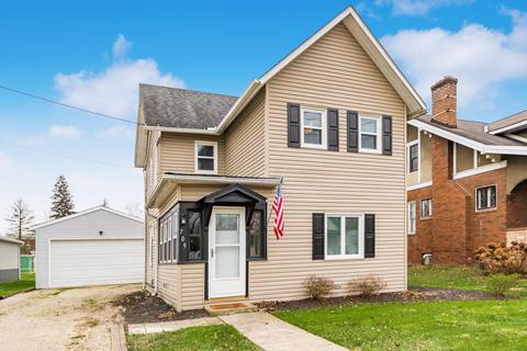 709 W Main St, Hebron, OH 43025 photo 1