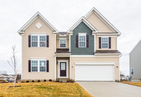 504 Walker Pointe Dr, Commercial Point, OH 43116