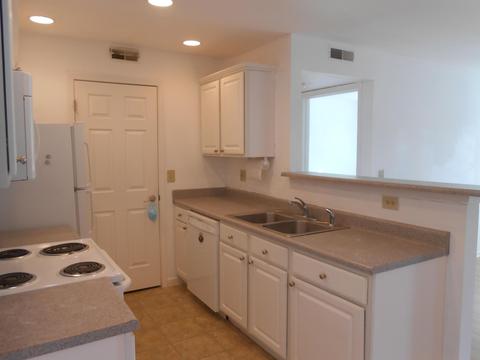 5532 Garden Rdg, Columbus, OH 43228 photo 6