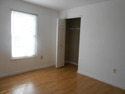 5532 Garden Rdg, Columbus, OH 43228 photo 13