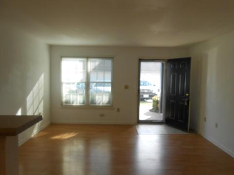 5532 Garden Rdg, Columbus, OH 43228 photo 2