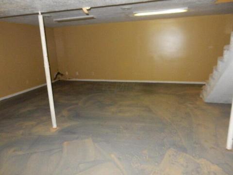 92 E 6th St, Fredericktown, OH 43019 photo 13
