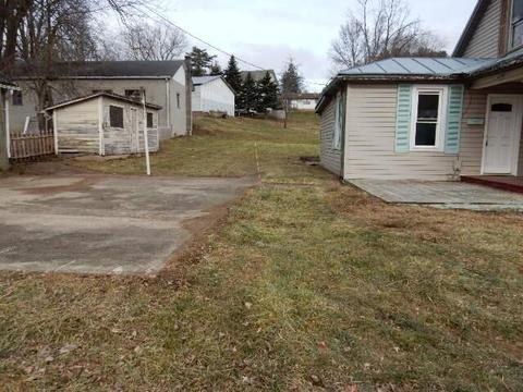 92 E 6th St, Fredericktown, OH 43019 photo 16