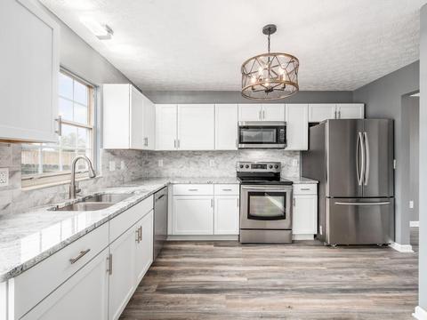 1237 Eagle View Dr, Columbus, OH 43228 photo 9