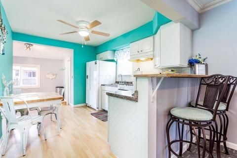124 Richland Ave, Huron, OH 44839 photo 5