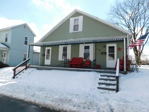 747 3rd St, Logan, OH 43138 photo 1