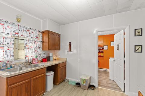 622 Spangler St, Willard, OH 44890 photo 5