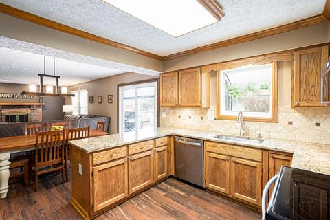 2136 Sutter Pkwy, Dublin, OH 43016 photo 4