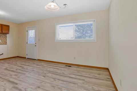 1921 Woodcrest Rd, Columbus, OH 43232 photo 14