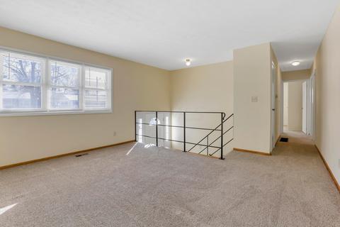 1921 Woodcrest Rd, Columbus, OH 43232 photo 10