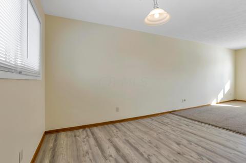 1921 Woodcrest Rd, Columbus, OH 43232 photo 12