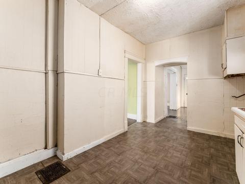 355 S Eureka Ave, Columbus, OH 43204 photo 12