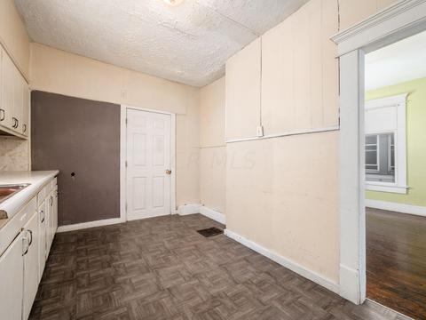 355 S Eureka Ave, Columbus, OH 43204 photo 13