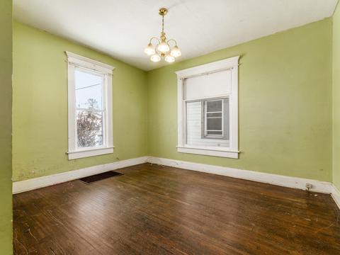 355 S Eureka Ave, Columbus, OH 43204 photo 9