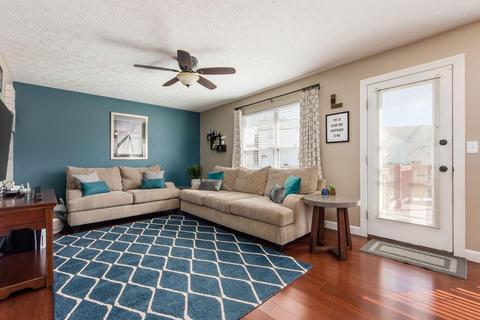 756 Bledsoe Dr, Galloway, OH 43119 photo 2