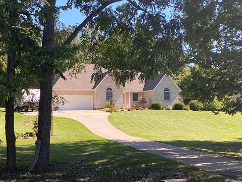 5140 Brookshire Ln, Springfield, OH 45502 photo 2
