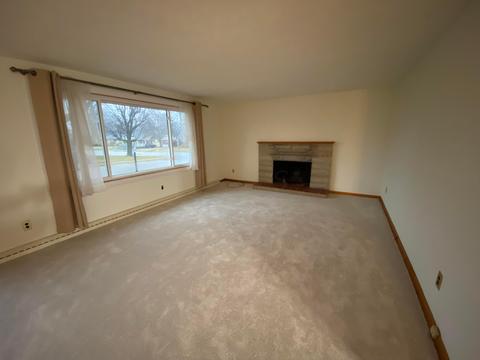2545 Cavins Dr, Springfield, OH 45503 photo 3