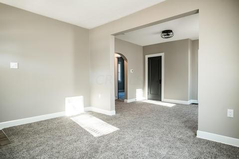 146 E Mill St, Circleville, OH 43113 photo 7
