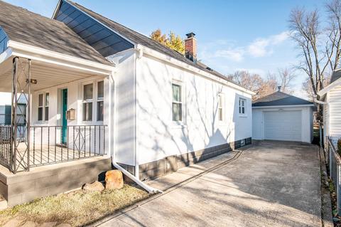 146 E Mill St, Circleville, OH 43113 photo 4