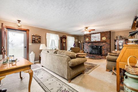 6832 State Route 56 E, Circleville, OH 43113 photo 13