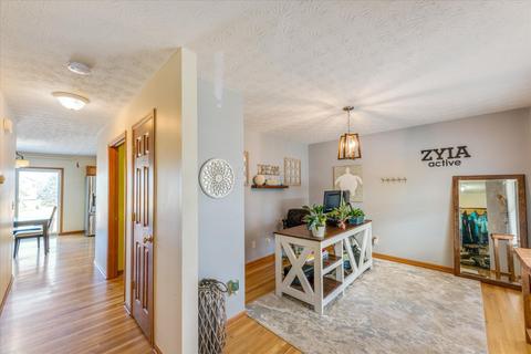 5620 Boucher Dr, Orient, OH 43146 photo 4