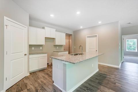 261 Crestview Ct, Pickerington, OH 43147 photo 6