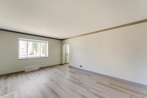 953 Berkeley Rd, Columbus, OH 43206 photo 9