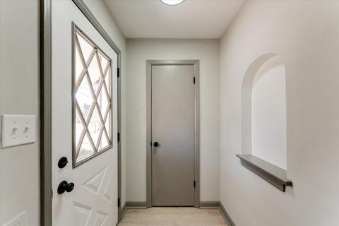953 Berkeley Rd, Columbus, OH 43206 photo 7