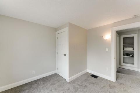1322 E Kossuth St, Columbus, OH 43206 photo 27