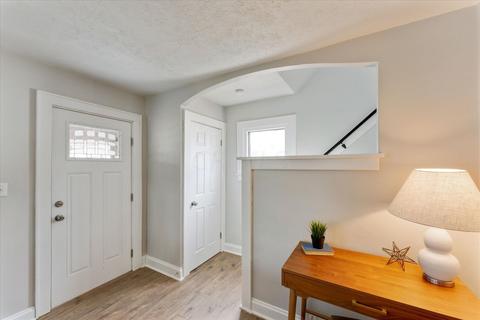 1322 E Kossuth St, Columbus, OH 43206 photo 7