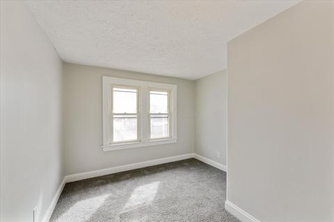 1322 E Kossuth St, Columbus, OH 43206 photo 26