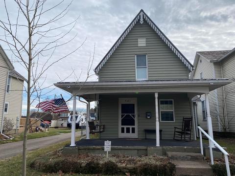 541 E Main St, Logan, OH 43138 photo 2