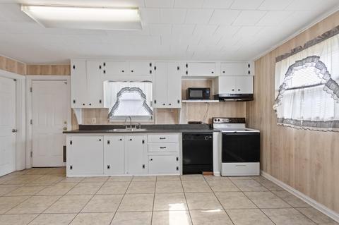 520 Elm Ave, Circleville, OH 43113 photo 6