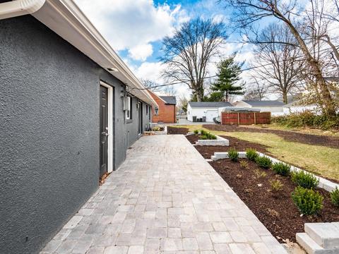 572 E Torrence Rd, Columbus, OH 43214 photo 25